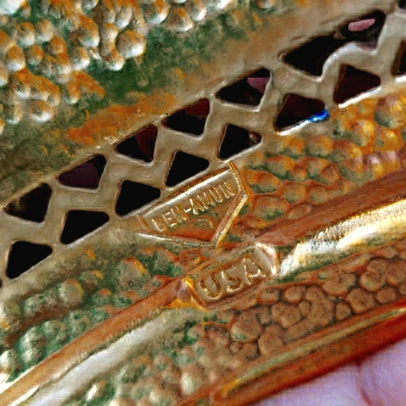 CONSIGNED* Ben Amun Lrg Etruscan Gold Pearl Cuff Bracelet - Picture 12 of 17